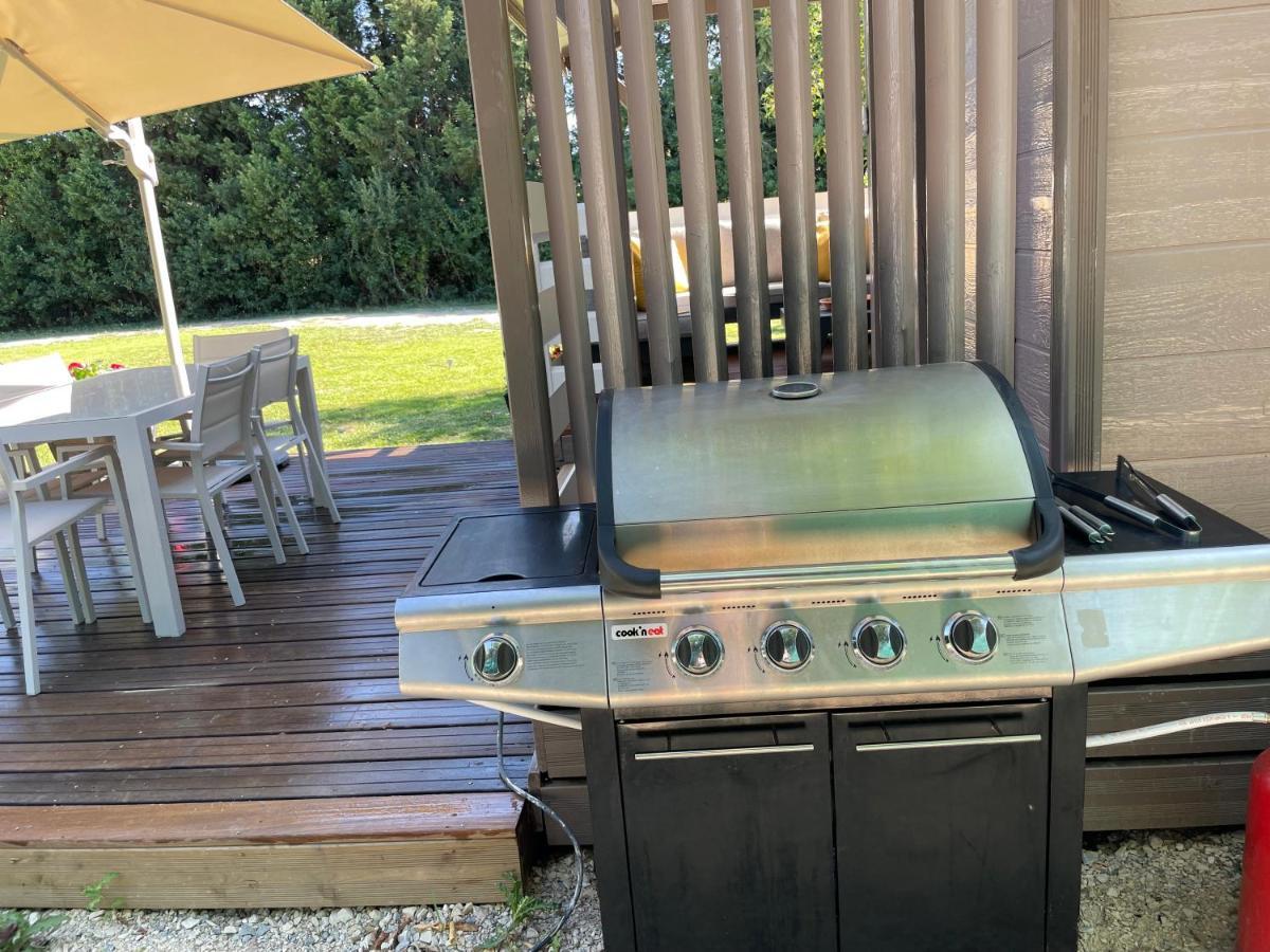 Avignon, joli chalet en campagne très proche de la ville Extérieur photo