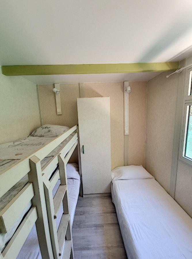 Avignon, joli chalet en campagne très proche de la ville Extérieur photo